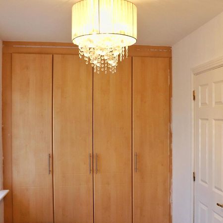 Apartamento Deluxe Dwelling - 15 Mins From Cork City/Airport Exterior foto