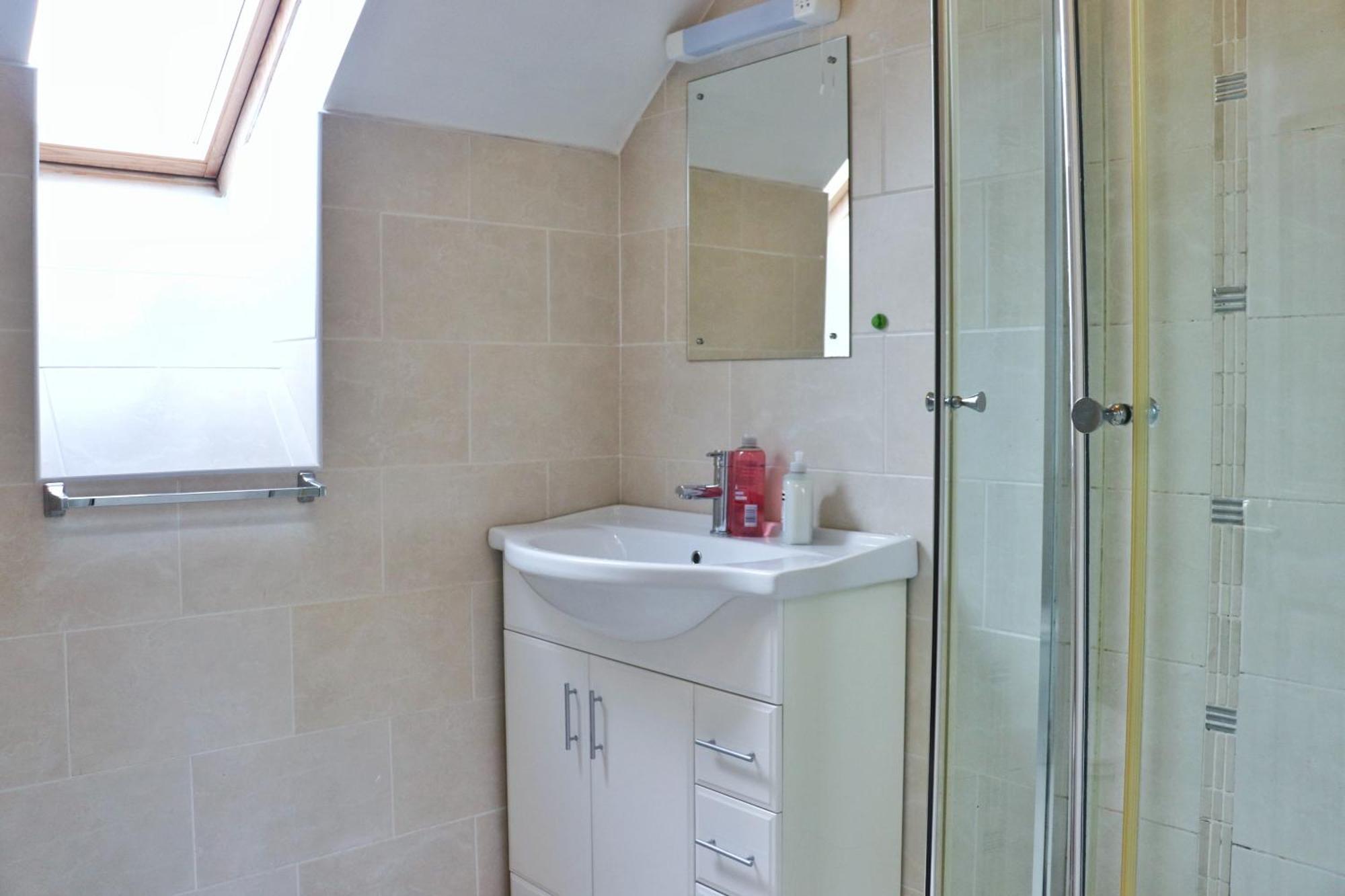 Apartamento Deluxe Dwelling - 15 Mins From Cork City/Airport Exterior foto
